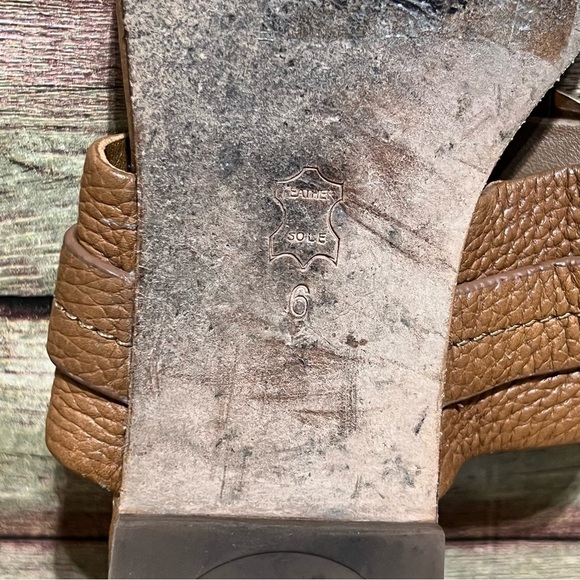 Tory Burch Brown Leather Amanda Sandals - Picture 8 of 9